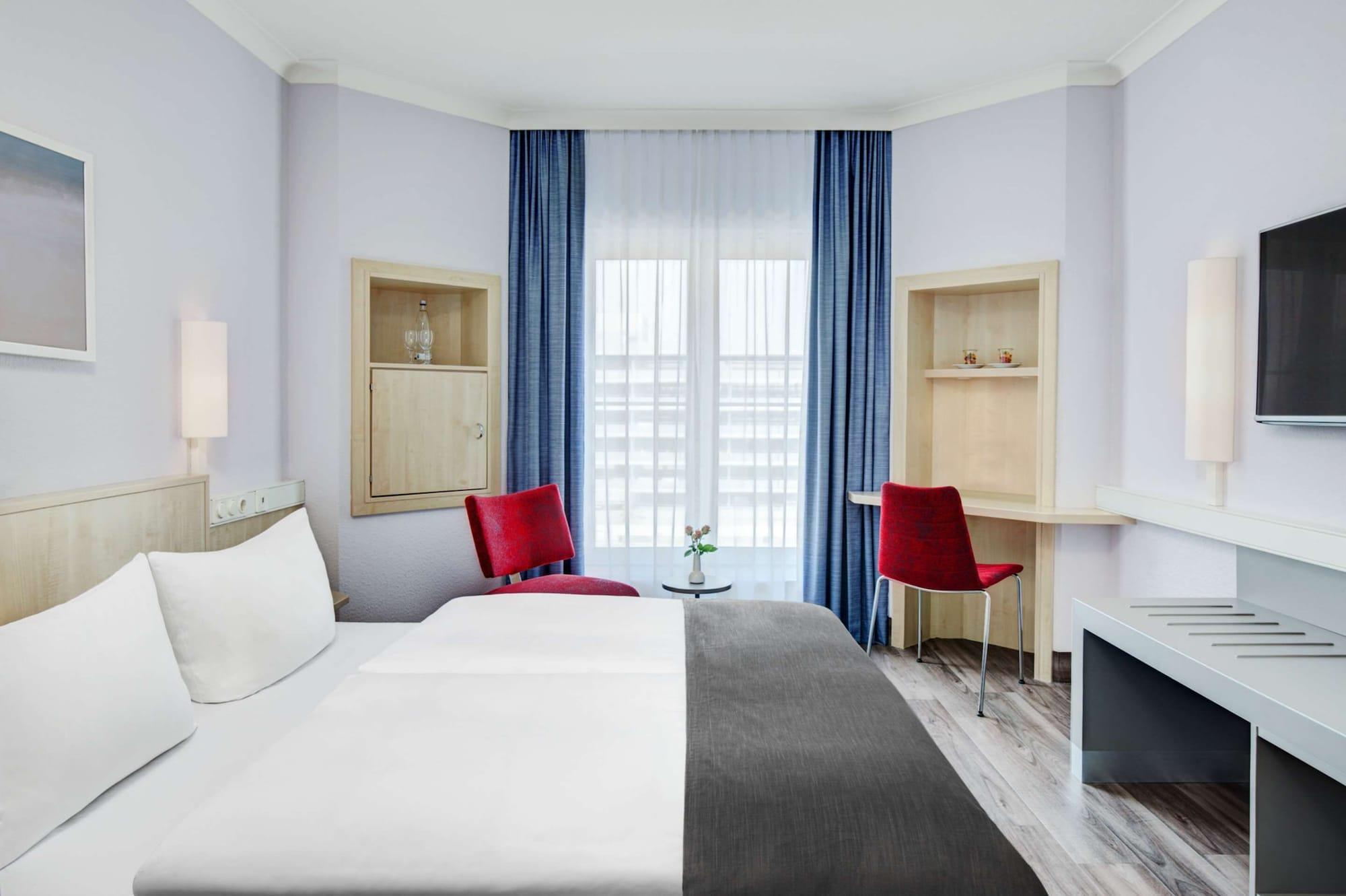 Hotel Intercityhotel 4*